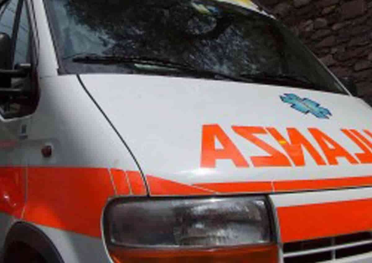 Auto contromano sulla statale Bradanica vicino a Foggia: un morto, tre feriti