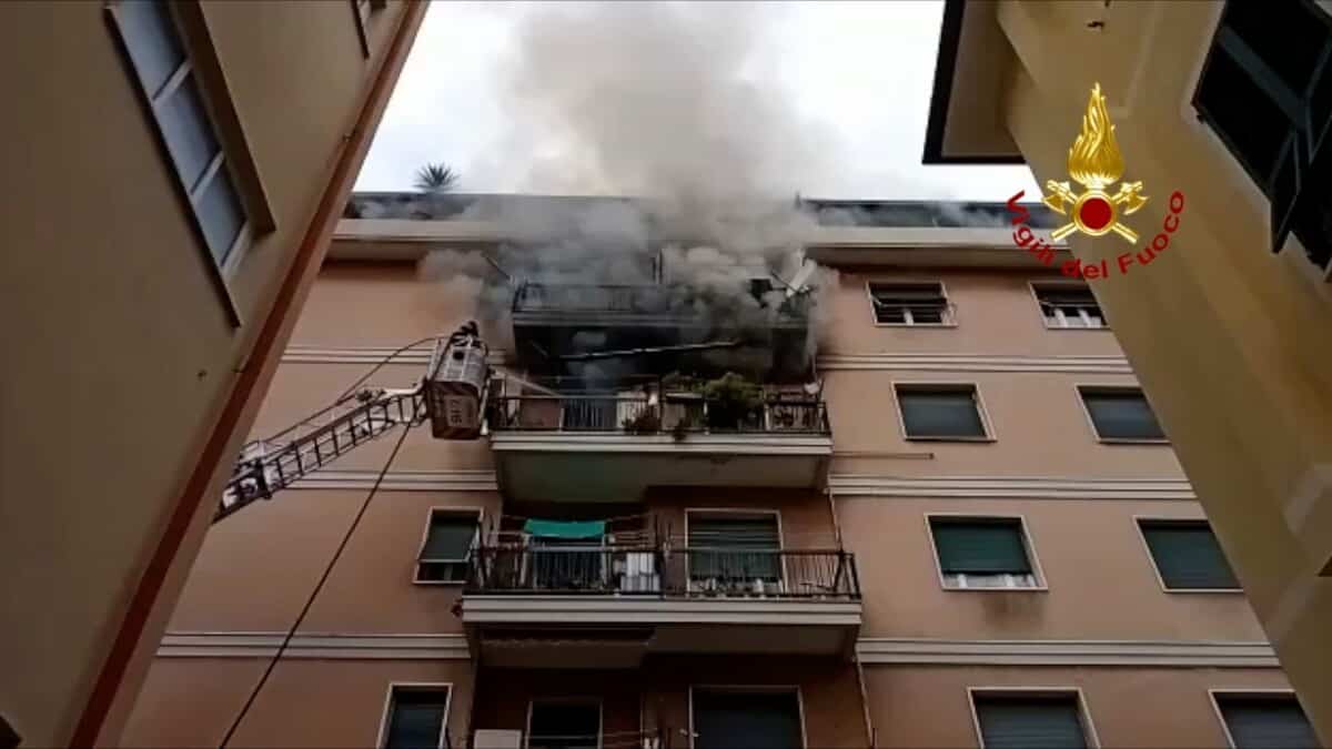 chiavari incendio appartamento
