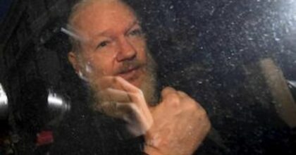 Assange, a Londra sentenza contro diritti umani e democrazia, lontani i Pentagon Papers, cresce l'ipocrisia Usa