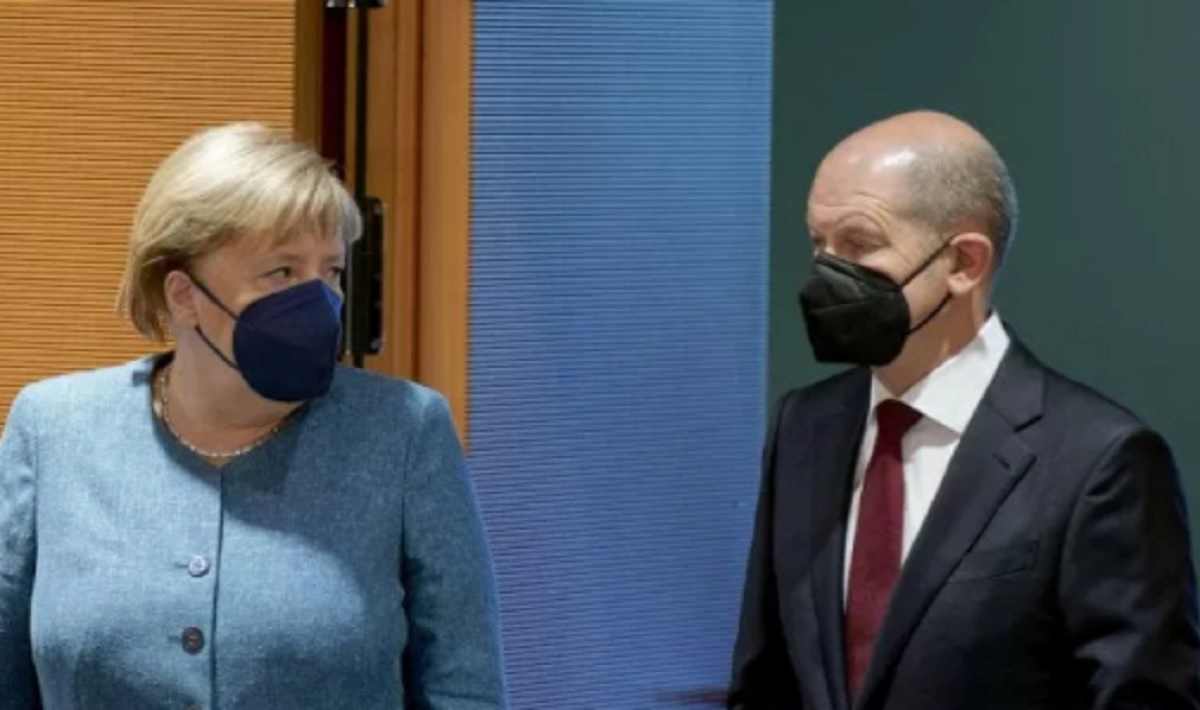 Angela Merkel e Olaf Scholz,