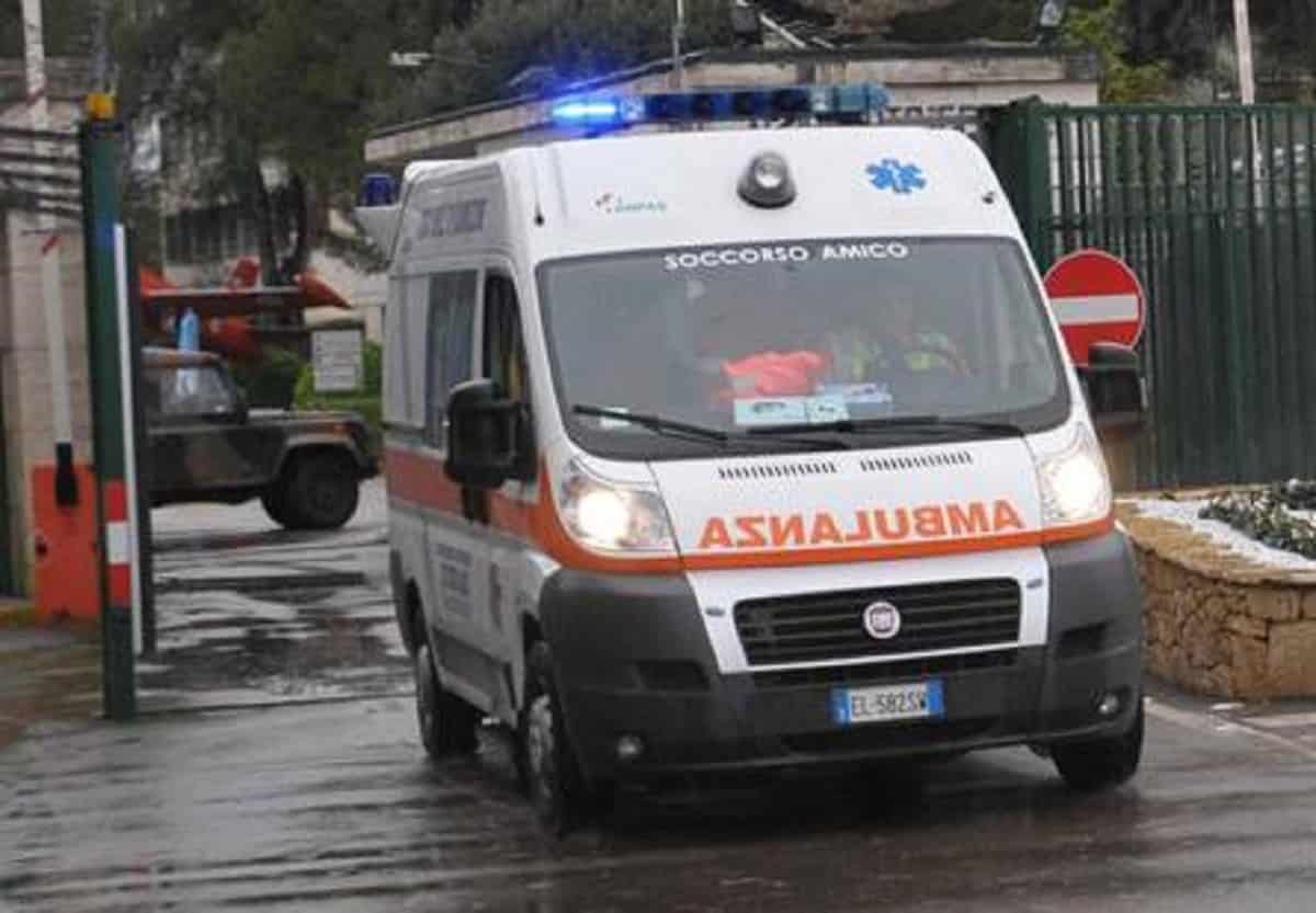 Cosenza, incidente sulla strada statale 107 Silana Crotonese: un morto e due feriti