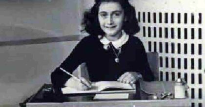 Anna Frank fu tradita da un notaio ebreo che diede il suo indirizzo ai nazisti: scoperta di un ex agente Fbi