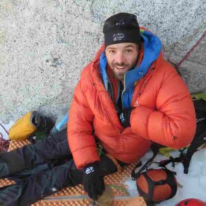 Corrado Pesce, alpinista italiano morto in Patagonia: era disperso da due giorni dopo una valanga