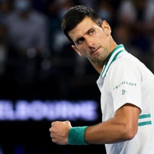 Novak Djokovic, non vaccinato, andrà comunque agli Australian Open: "Ho avuto un'esenzione". Le polemiche sui social