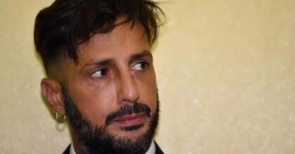 Fabrizio Corona, incidente stradale a Castelfranco Emilia: non era alla guida e non ha riportato ferite
