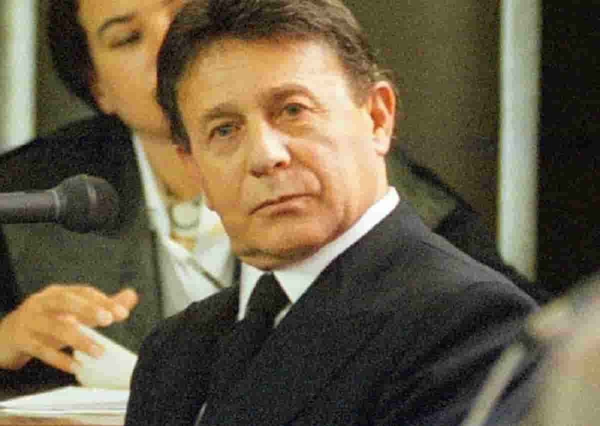 Flavio Carboni morto a 90 anni: dal Banco Ambrosiano al caso Calvi alla P3, era l'uomo dei misteri