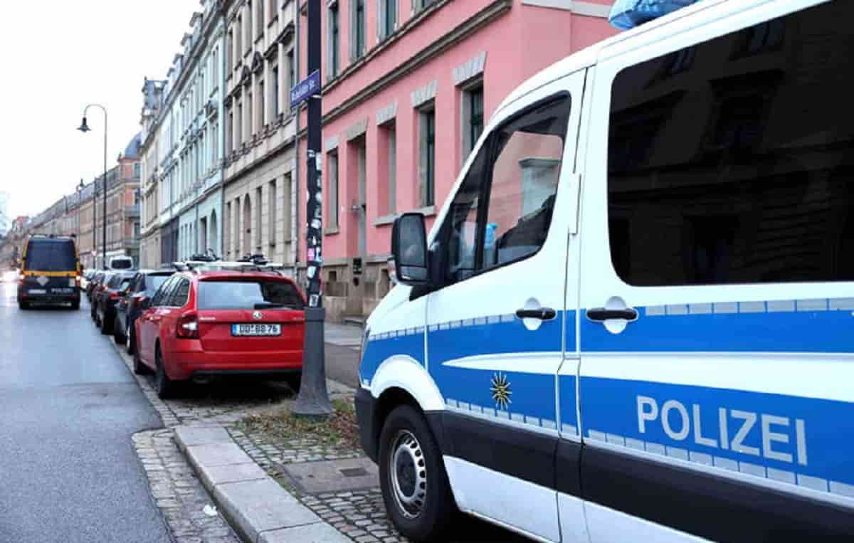 Germania, nella notte uccisi due poliziotti a Kusel. L'ultimo messaggio radio: "Abbiamo fermato un sospetto"