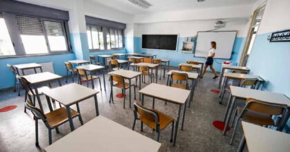 Testo scolastico attesta "religione ufficiale" d'Italia. Insostenibile leggerezza di mirabile incompetenza