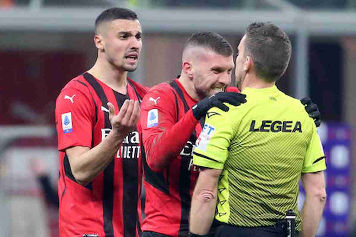 Milan-Spezia, arbitro Serra nella bufera: annulla il gol primato di Messias al 92', Aia si scusa con rossoneri