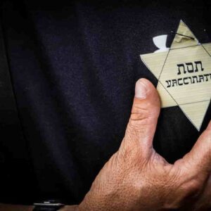 Green Pass come Shoah, anche la comunità ebraica contro i No Vax: non facciamo confronti
