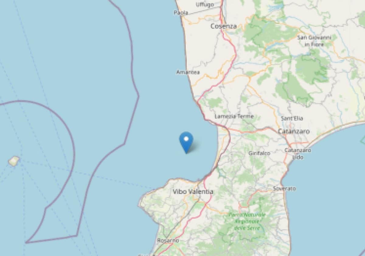 Terremoto Calabria oggi, magnitudo 4.3 e epicentro nel mar Tirreno a 10 km dalla costa