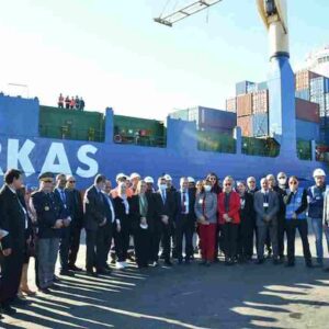 La nave Arkas in partenza dalla Tunisia