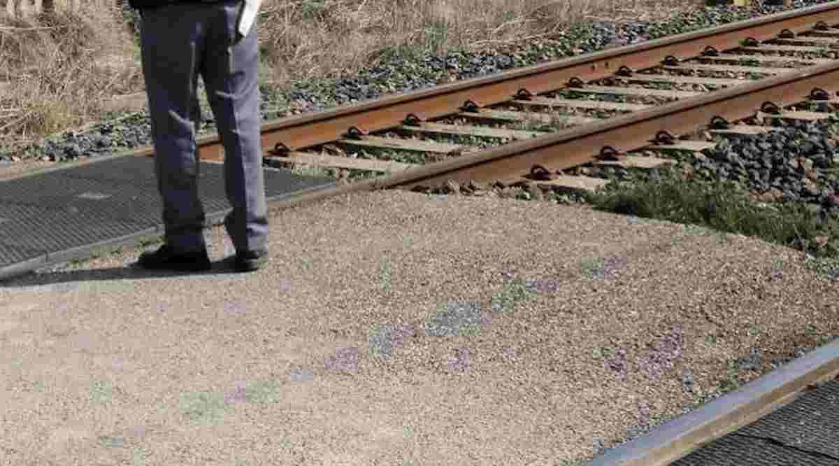 Lissone, uomo travolto e ucciso da un treno: traffico ferroviario bloccato tra Monza e Milano