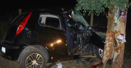 Incidente a Ornavasso (Verbano), con l'auto contro un albero: Andrea Terzi muore a 36 anni