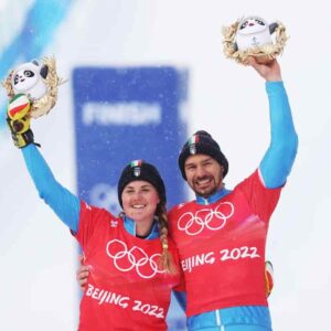 Olimpiadi Pechino 2022, Michela Moioli e Omar Visintin argento nello snowboard: superate le medaglie di Pyeongchang