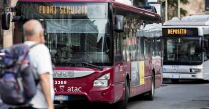 Sciopero trasporti venerdì 25 febbraio 2022: a rischio metro, bus e tram in tutta Italia. Orari e fasce garantite a Roma, Milano, Napoli, Torino