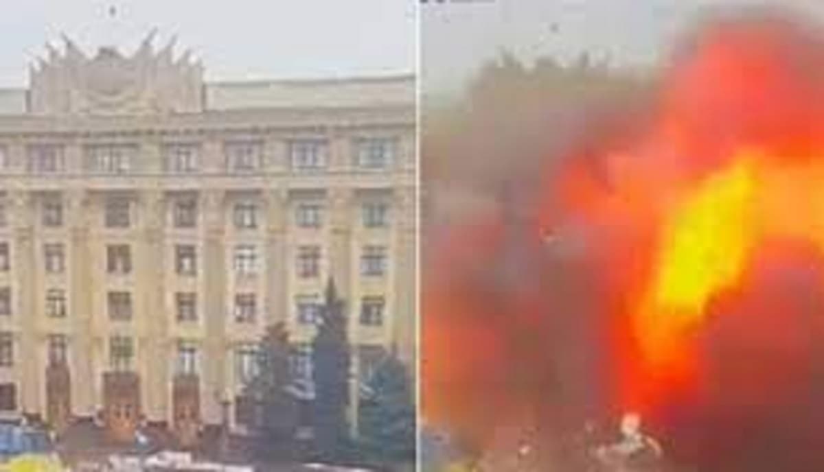 Kharkiv, missile colpisce il palazzo del Governo. Il momento dell'esplosione VIDEO