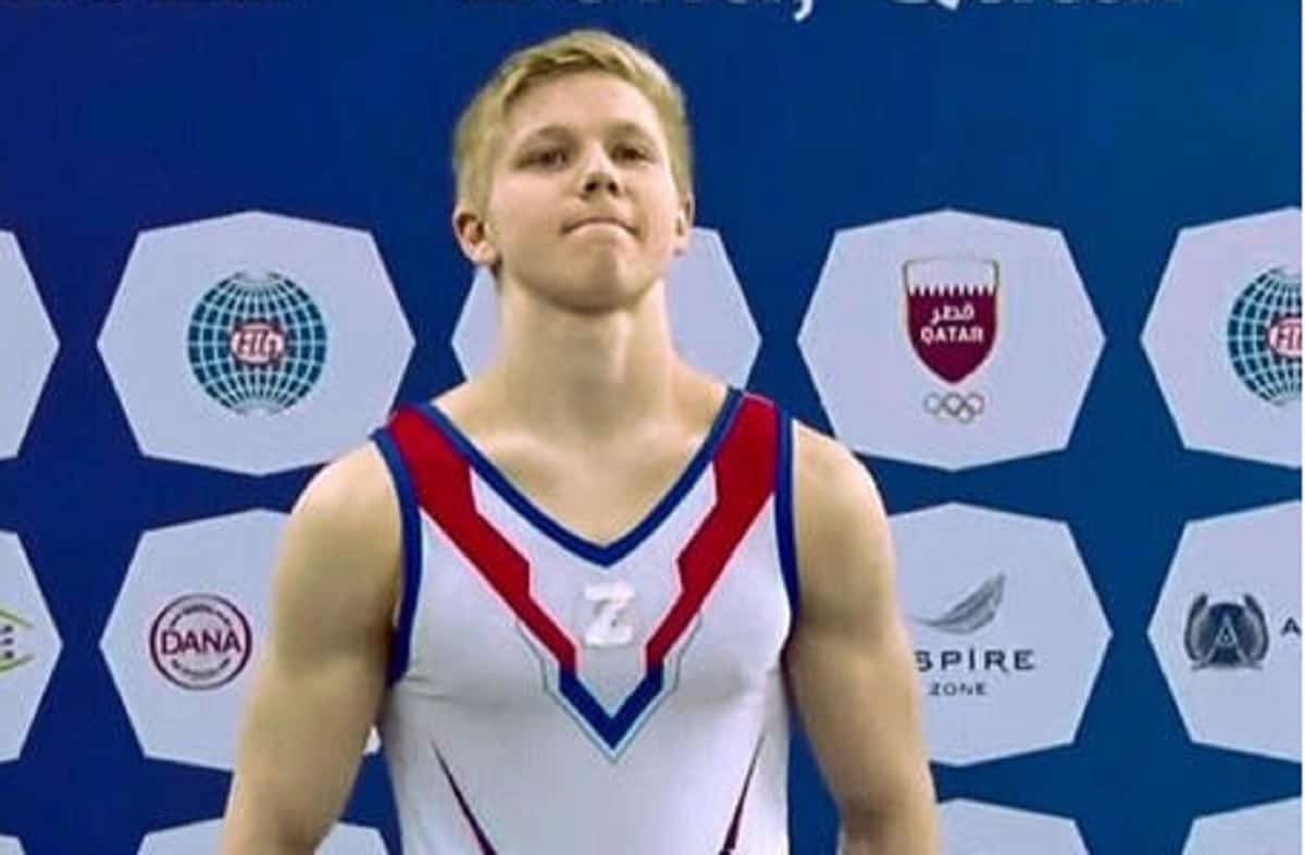 Jury Chechi condanna il ginnasta russo con il simbolo pro Putin: “Gesto da imbecille”