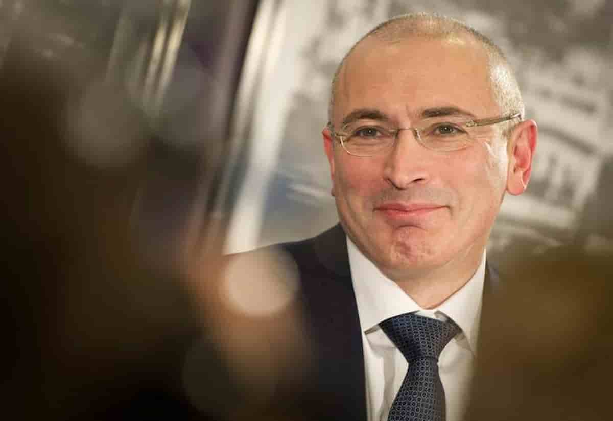 Mikhail Khodorkovsky chi è, età, dove e quando è nato, moglie, arresto, carcere, esilio dalla Russia