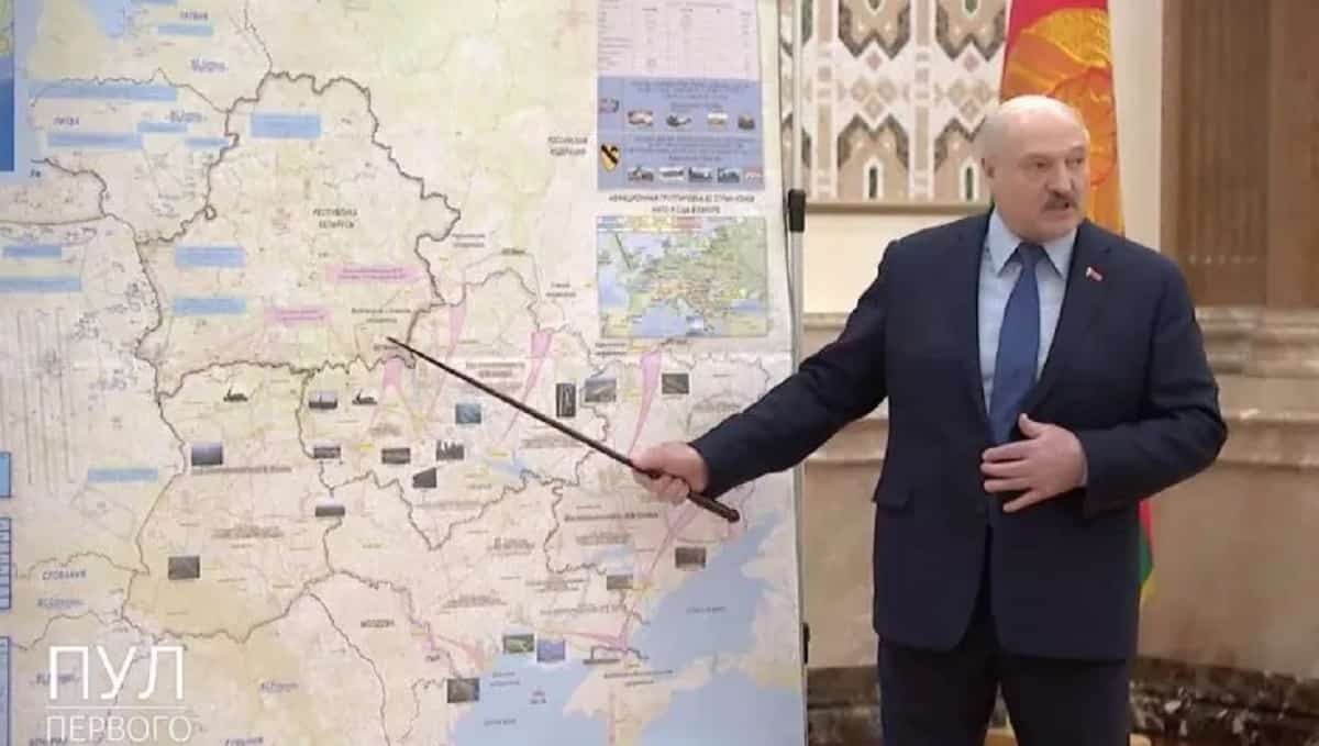 Lukashenko svela il piano di guerra di Putin? La mappa in diretta tv: "Attacco fino alla Transnistria"