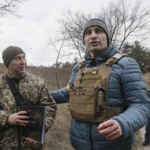 Ucraina, il sindaco di Kiev: "Abbiamo risorse per una settimana. Russi a 10 km dal centro"