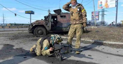 Guerra in Ucraina, i russi entrano a Kharkiv: 21 morti, attaccato anche un ospedale