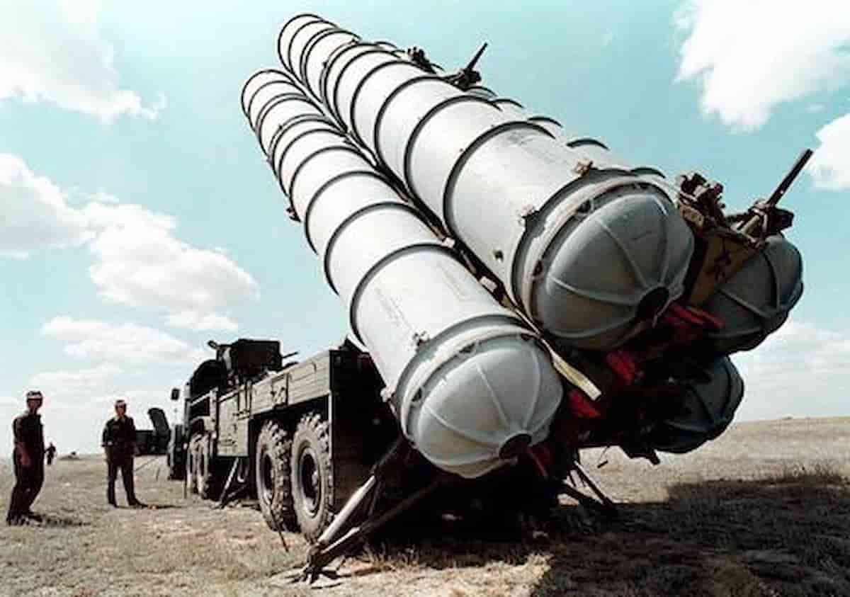 Guerra in Ucraina, Russia utilizza missili con esche per confondere i radar nemici