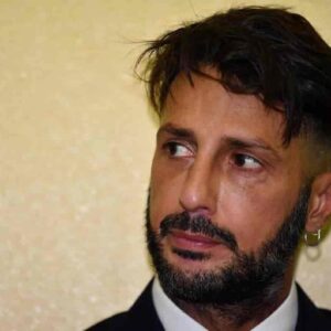 Fabrizio Corona a processo per diffamazione: diede degli ebeti a Fedez e a Chiara Ferragni