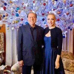 Marta Fascina chi è, età, dove e quando è nata, Silvio Berlusconi, matrimonio, vita privata, Instagram, laurea, biografia e carriera