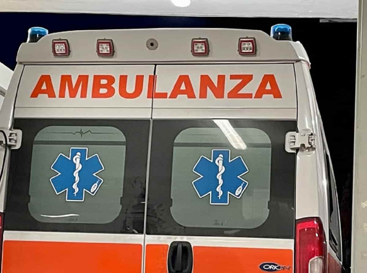 Turi-Casamassima, scontro tra due auto: morta una bracciante, ferite ...