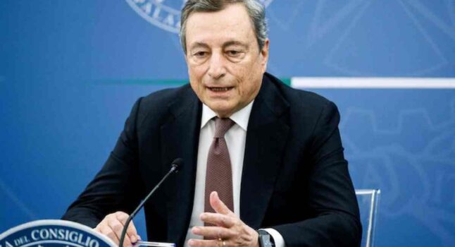 Mario Draghi: "Tetto europeo al gas serve per tagliare i fondi a Putin"