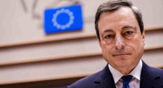 Mario Draghi a Washington: "Cominciamo a costruire la pace. La Russia non è più invincibile"
