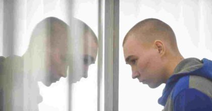 Chiesto ergastolo per soldato russo nel processo di Kiev, lui si scusa: "Vi chiedo perdono"