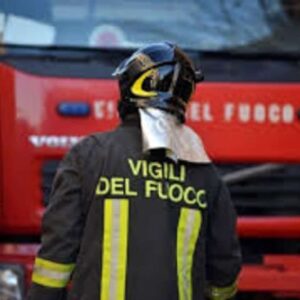 Parioli, incendio in via Giosuè Borsi: due persone trasportate in ospedale
