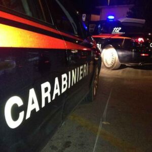 Ceccano (Frosinone): i vicini lo avvertono dei ladri in casa, chiama i carabinieri, ma era la moglie con l'amante