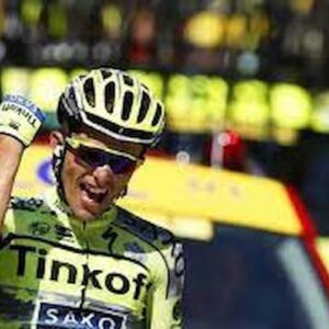 Ciclismo, Giro di Slovenia: Pogacar gioca la vittoria alla Morra cinese, lo scudiero Majka batte il suo capitano