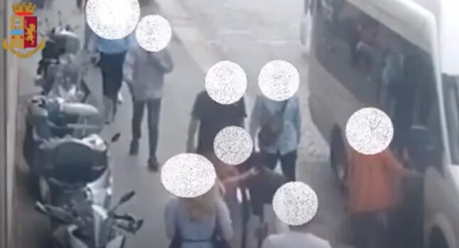 Milano, ladro di orologi a ricchi turisti stranieri nel Quadrilatero della Moda incastrato da dei video