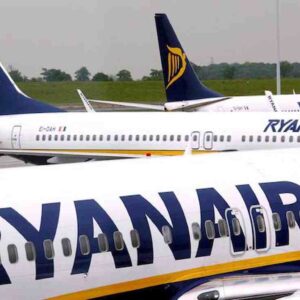 Sciopero Ryanair sabato 25 giugno: stop 24 ore piloti e assistenti di volo anche di Malta Air e Crew Link