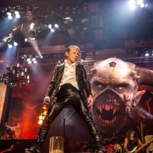 Iron Maiden, causa maltempo annullano concerto a Bologna a pochi minuti dall'inizio