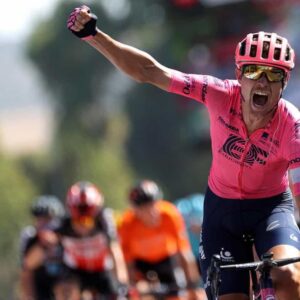 Tour de France, il danese Cort Nielsen ha vinto al fotofinish a Megeve