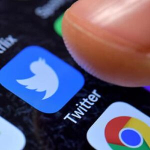 Twitter down, tante segnalazioni in tutta Italia: "Al momento non è possibile recuperare i tweet"