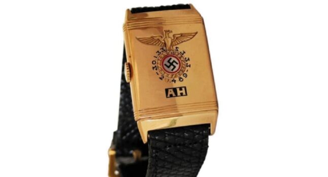 L'orologio di Adolf Hitler venduto all'asta per più di un milione di dollari FOTO