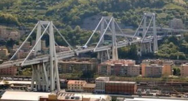 Ponte Morandi, Genova, 4 anni fa, alle 11,36 il crollo atteso mezzo secolo: poi 2 anni di ignavia dei politici