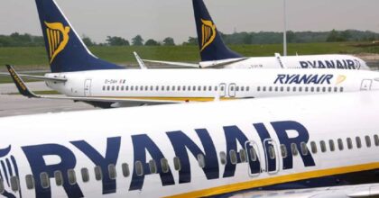 Ryanair cancella i voli a 10 euro, prezzi troppo low cost per sostenere il caro energia