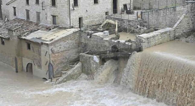 Alluvione nelle Marche, Tozzi: "La colpa è dell'uomo. Bisogna spostarsi dalle zone pericolose"