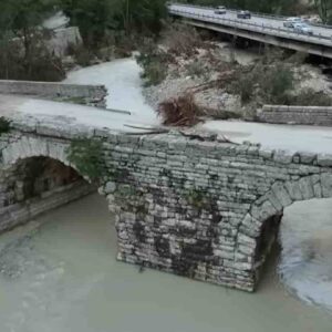 Alluvione Marche ponte romano