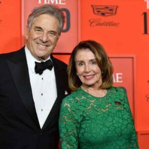Nancy Pelosi con il marito Paul (Ansa)