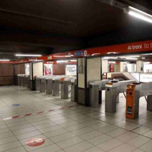 Milano, altri 2 dipendenti Atm aggrediti in metro sabato notte: sciopero martedì 11 ottobre