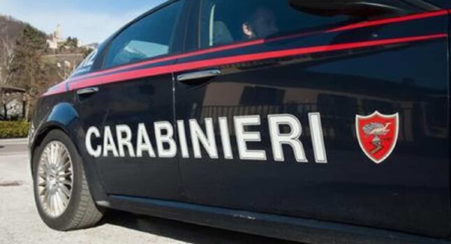 Rimini, picchia la moglie e minaccia cognati e suoceri: arrestato un 39enne
