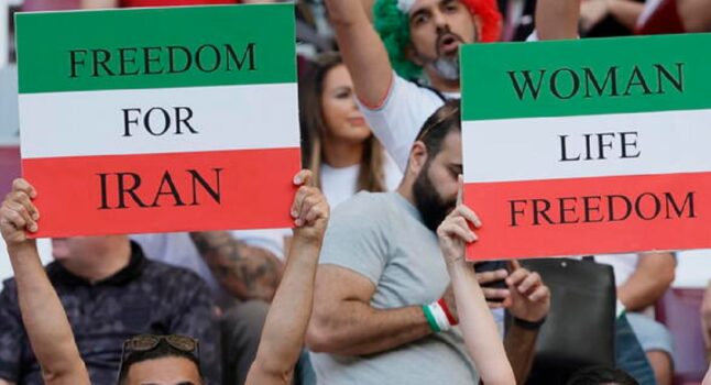 Iran, undici coraggiosi in un Mondiale vigliacco. Ora esposti alla vendetta degli ayatollah
